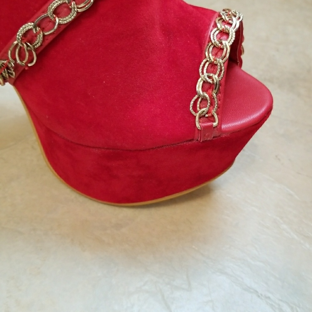 Shoes - Picture 6 of 6